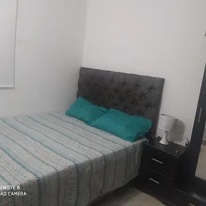 Habitación Privada En Apartamento Familiar Cali